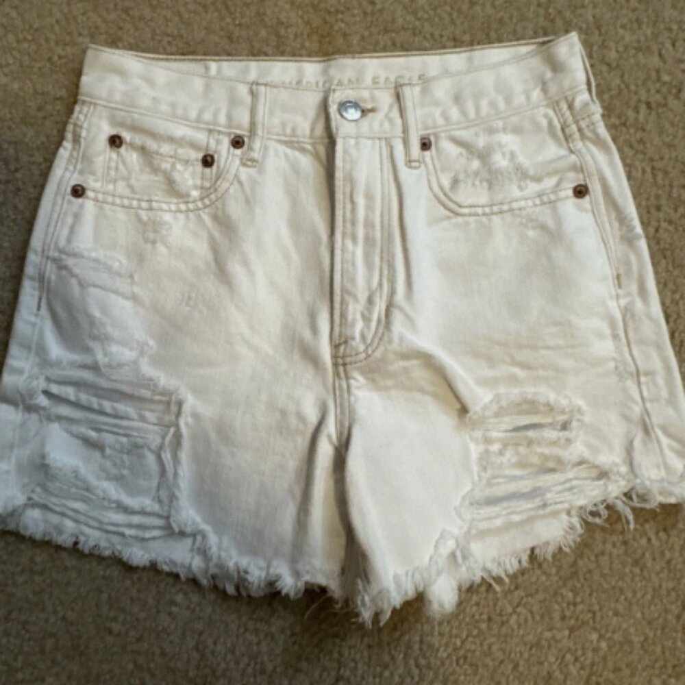 Women’s American Eagle White Jean Shorts - Size 2